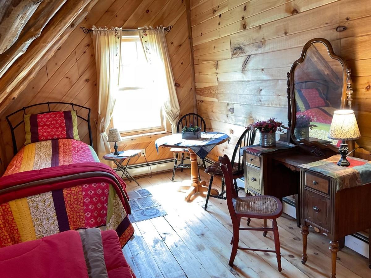 Lodge Solange Palatino Bridge Экстерьер фото